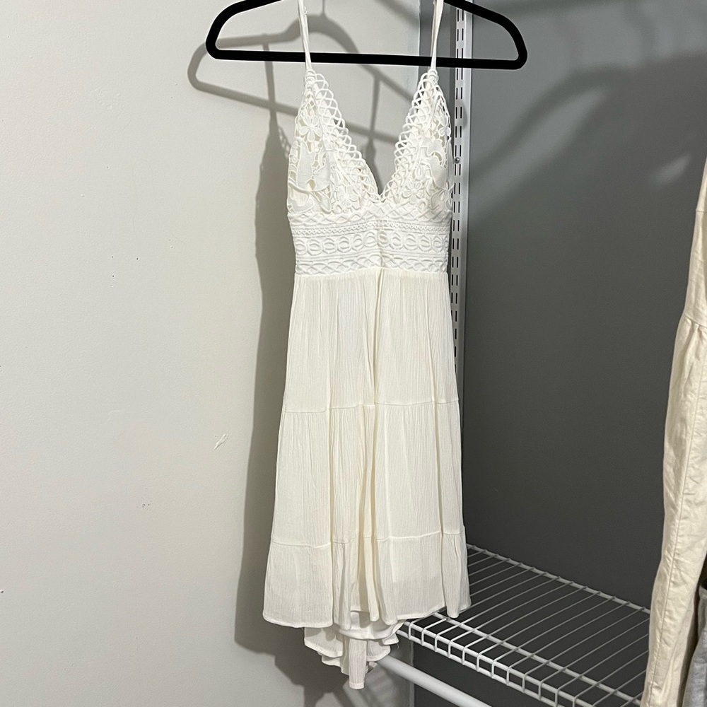 Windsor size small dress